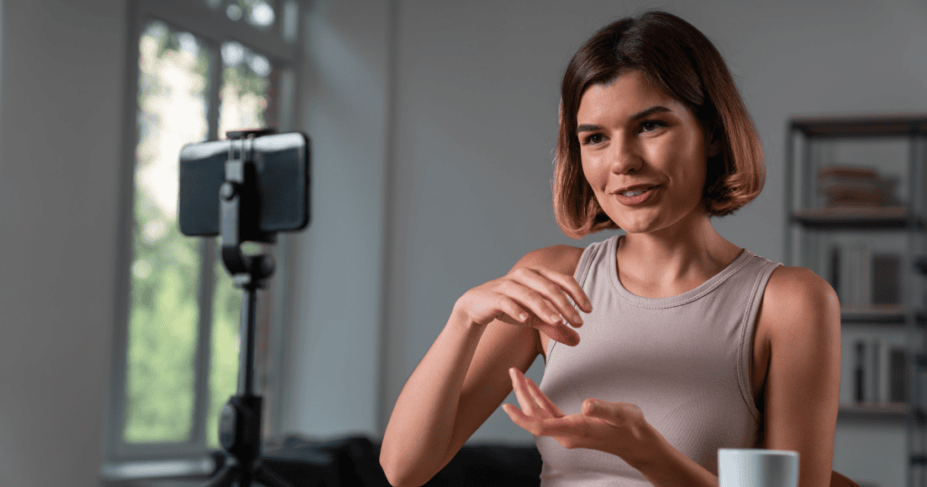 Influencer marketing együttműködés hiteles tartalomgyártóval